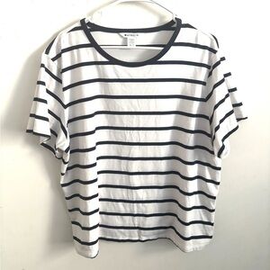 Athleta Womens Striped Short Sleeve White Essential Tee t-shirt X-large Casual